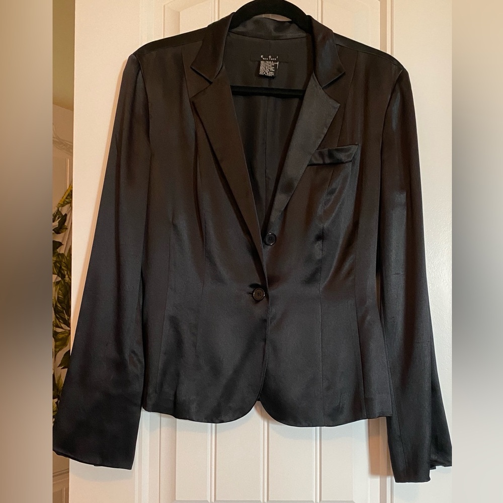ECI Black Blazer Jacket 100% Silk with Notched Lapel  Size 4